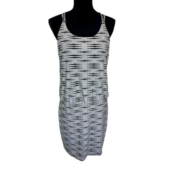ATHLETA STRIPED RACERBACK ATHLETIC/WORKOUT KNEE LENGTH DRESS WOMENS SIZE MEDIUM - Picture 1 of 11